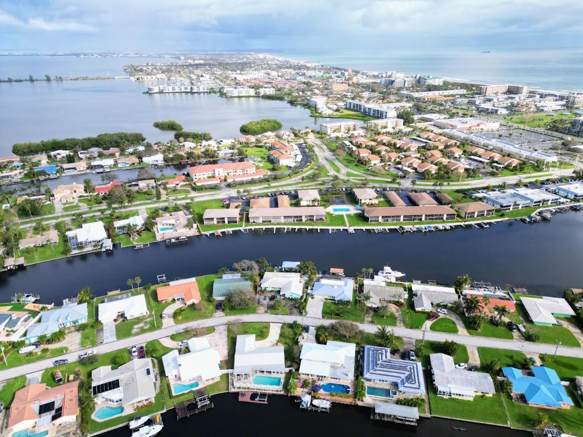 Dolphin Cove In Cocoa Beach Fl المظهر الخارجي الصورة